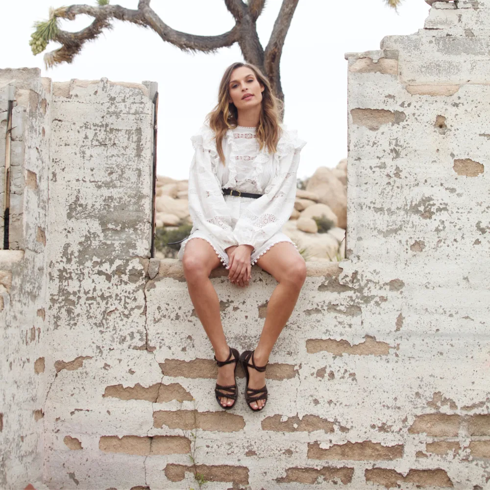 Asa - Leather Crossover Sandal | Brown