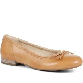 Conchita Leather Ballerina Pumps - GAB35527 / 322 030