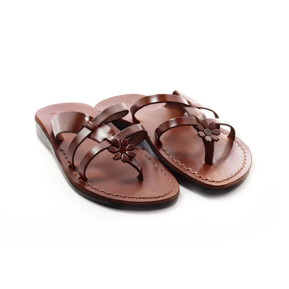 Gaia - Leather flower detail between-toe sandal