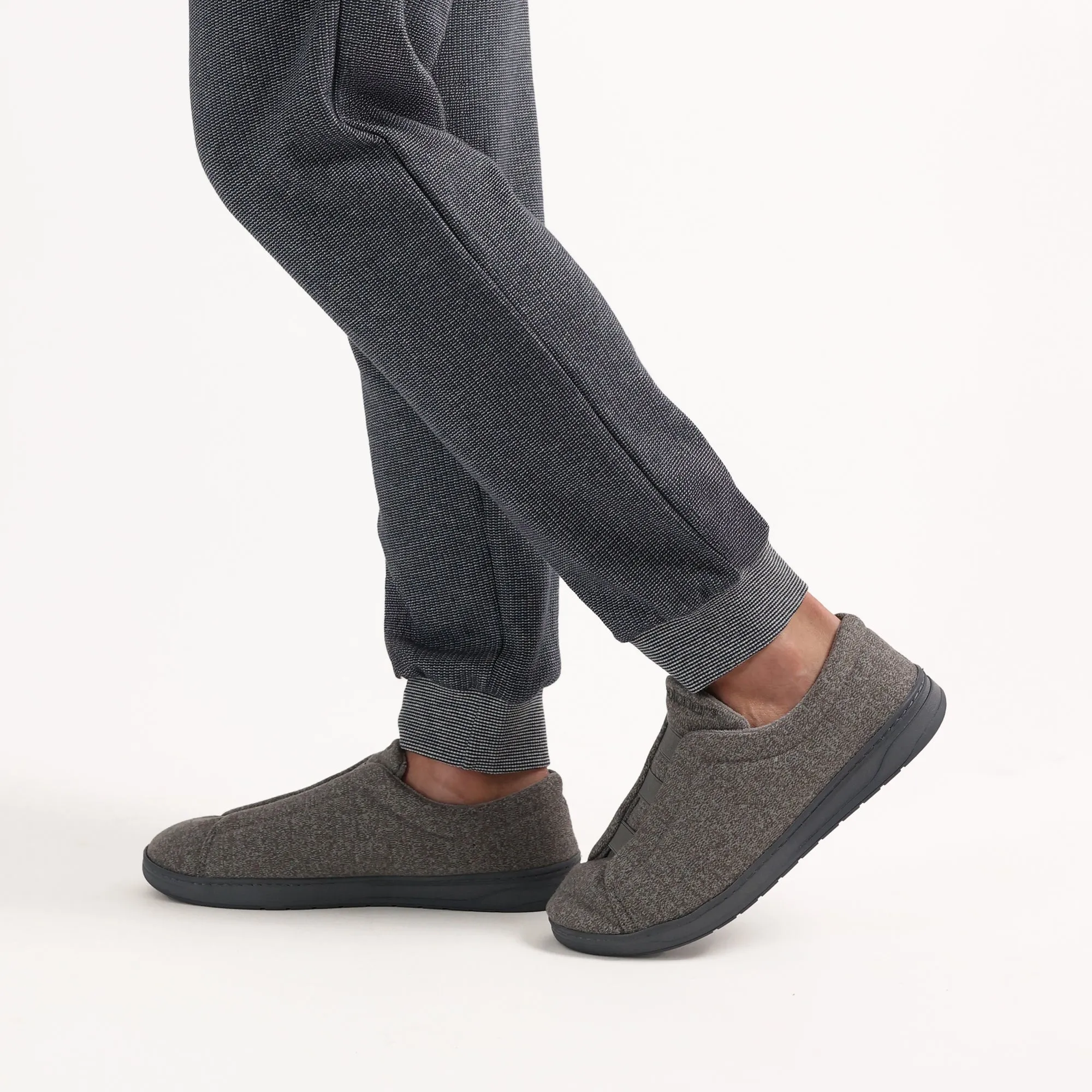 Men's Heathered Knit Brady Closed Back Slipper with Gel Infused Memory Foam