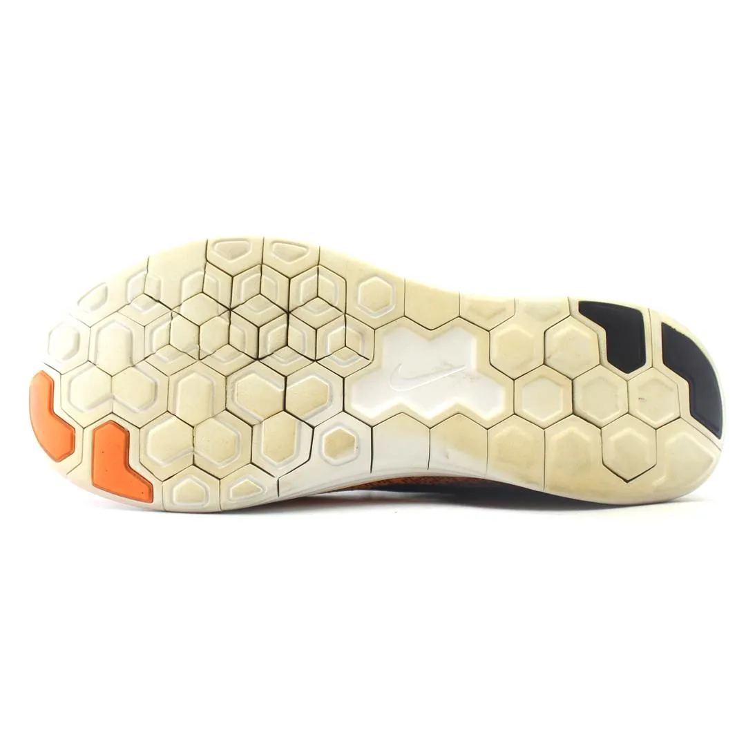 NIKE  FREE RUN DISTANCE